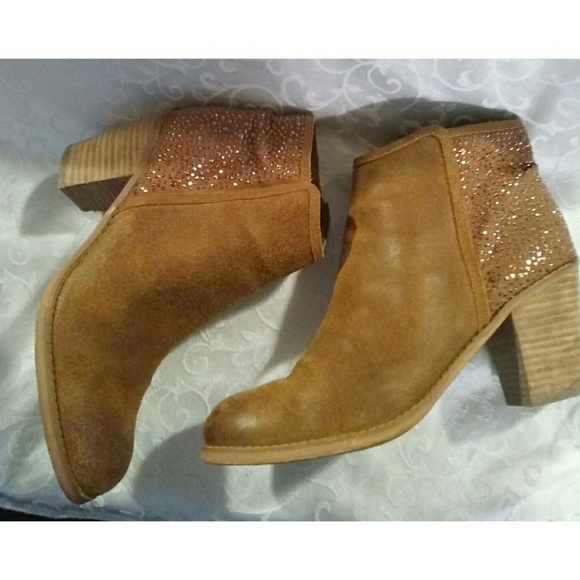 CARLOS SANTANA CAMEL DRISKILL SUEDE STUD BOOTS - Picture 5 of 6